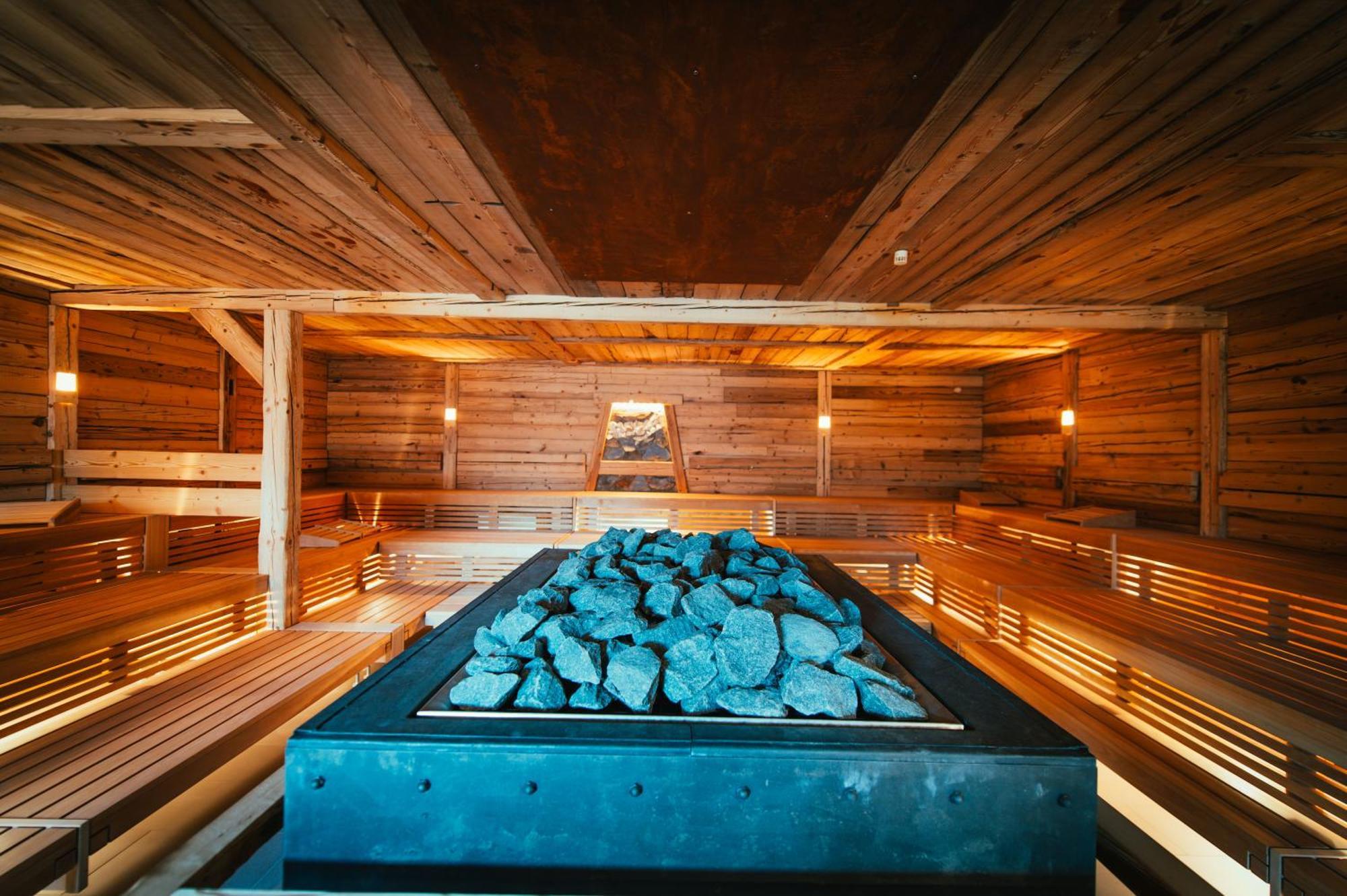 Rita - Atemberaubenden Wasserfaelle Triberg im Schwarzwald Ngoại thất bức ảnh